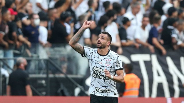 Renato Augusto Tem Estiramento No Joelho E Pode Desfalcar Corinthians