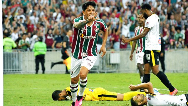 Cano faz 4, Fluminense atropela Volta Redonda por 7 a 0 e vai à final do Carioca