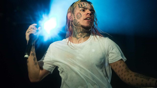 "Covardia", diz Tekashi 6ix9ine sobre agressões em academia