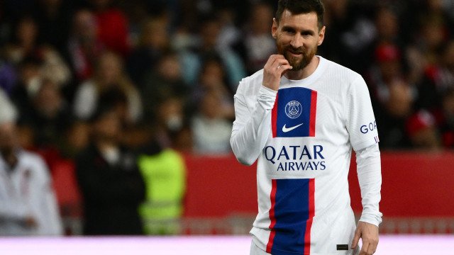Messi chega à Arábia Saudita e faz ‘disparar’ os rumores