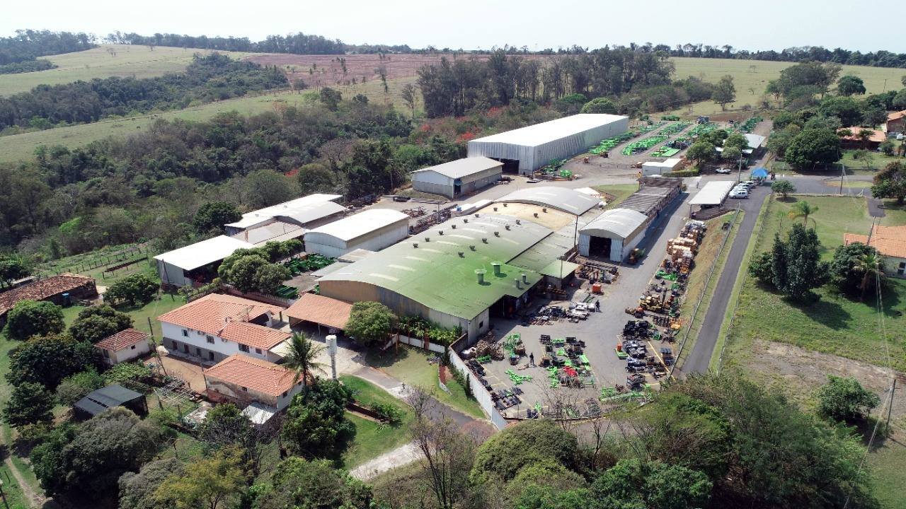 Grupo Piccin e Crucianelli oficializam acordo para a produção de máquinas agrícolas no Brasil