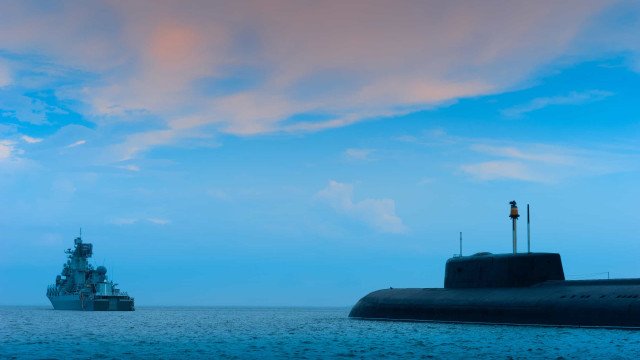 Rússia aposenta de vez o maior submarino já construído