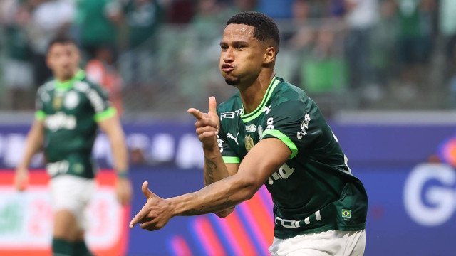 Palmeiras aproveita vacilos de Arboleda e ganha do São Paulo no Morumbi