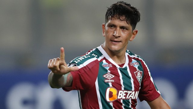 Fluminense visita o Goiás para voltar ao G-4 da tabela do Brasileirão