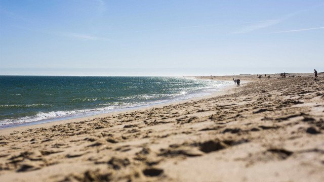 Corpo de bebê refugiado de 8 meses é encontrado em praia na Espanha