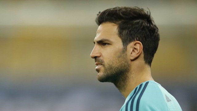 Cesc Fàbregas anuncia fim da carreira de futebolista