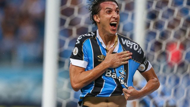 Geromel celebra estar 100% recuperado de lesão e revela sonho de aposentadoria no Grêmio