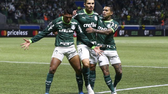 Palmeiras defende invencibilidade contra o Grêmio e quer reduzir distância para o Botafogo