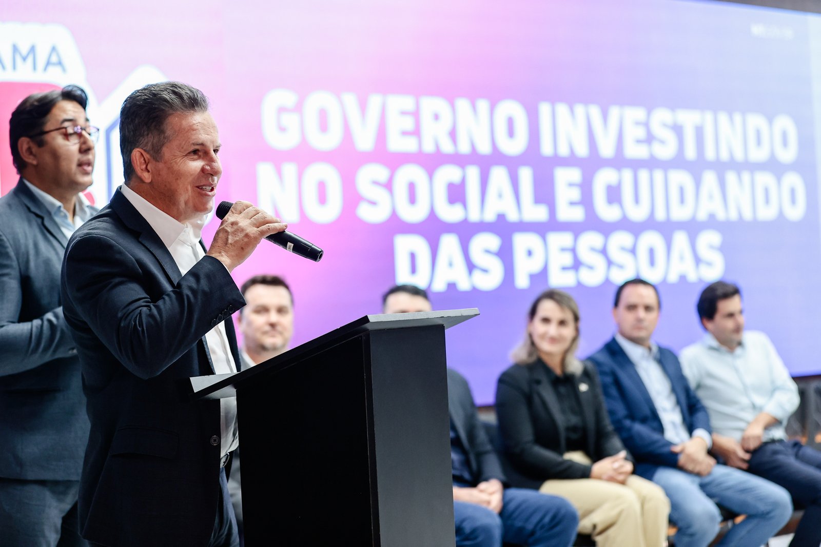 Governador autoriza R$ 60 milhões para construção de 1,8 mil casas em MT; 9 municípios do Nortão contemplados