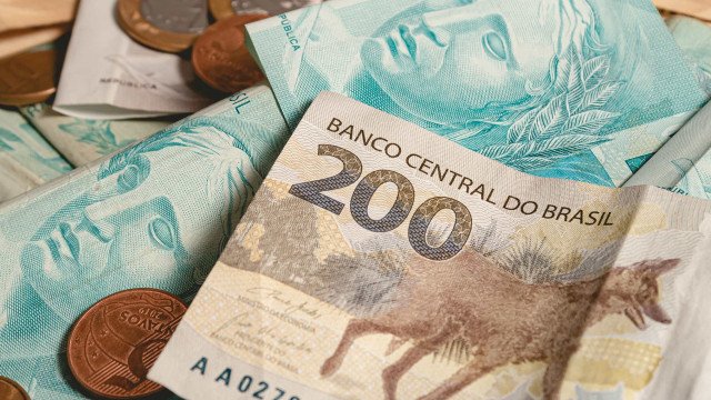 Brasileiros ainda não sacaram R$ 7,41 bi de valores a receber