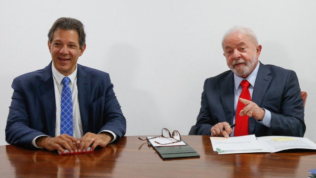 Governo Lula decide vetar parte das emendas para recompor verba do PAC no Orçamento
