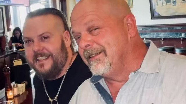 Filho de Rick Harrison, astro do reality ‘Trato Feito’, morre aos 39 anos após sofrer overdose