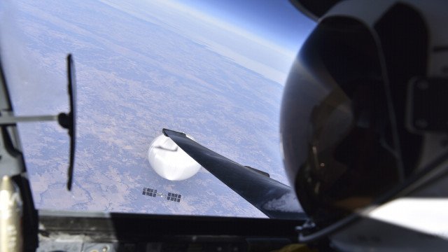 Estados Unidos detectam pequeno balão a oeste do país