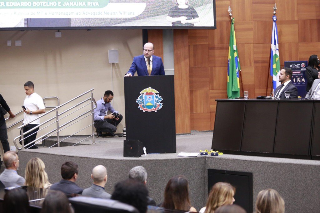 Defensoria Pública é homenageada pelos 25 anos de trabalho por justiça social