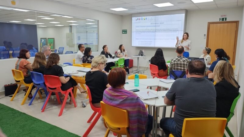 Seduc discute com comunidade escolar boas práticas para ensino e aprendizagem