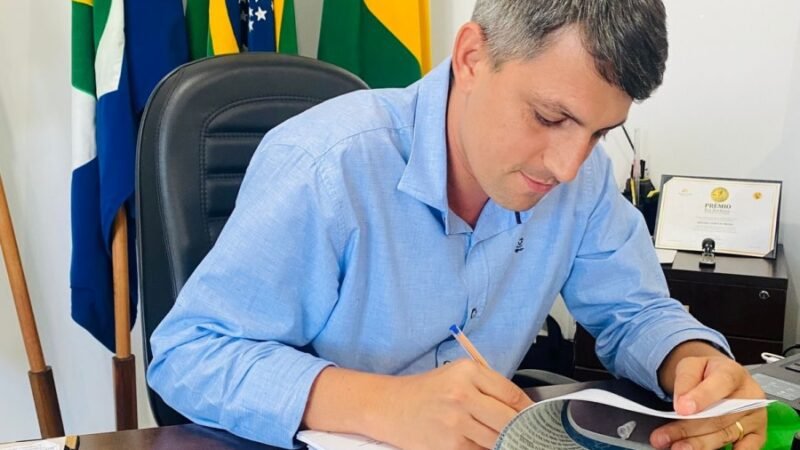 Prefeito Bruno Mena anuncia aumento salarial de 7% a todos os servidores públicos municipais de Matupá