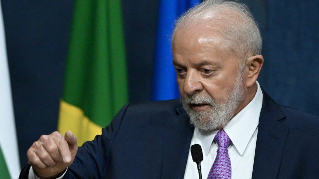 Governo Lula critica bloqueio a candidata opositora na Venezuela