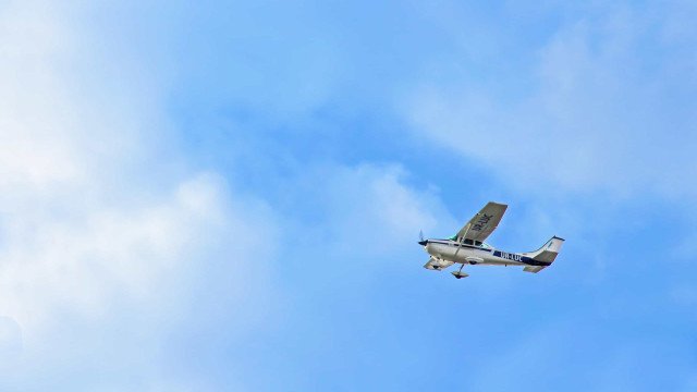 FAB resgata piloto de avião que caiu em Santa Catarina após 12h de buscas