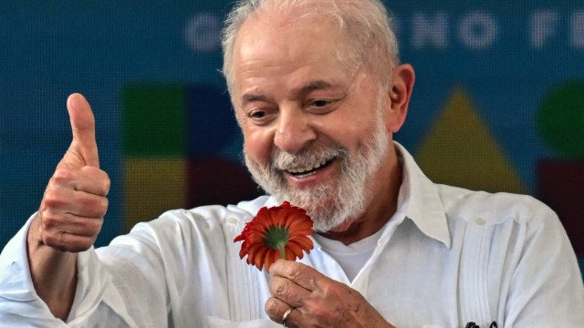 Festival de Cannes vai exibir documentário sobre Lula dirigido por Oliver Stone