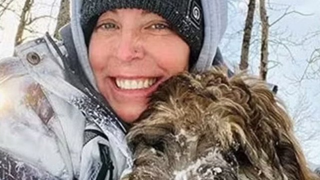 Corpo de mulher que tentou salvar cão é encontrado abraçado ao animal