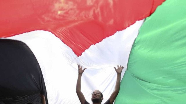 Espanha, Irlanda e Noruega reconhecem oficialmente Estado da Palestina