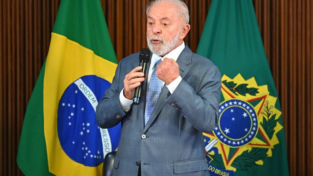 Lula pediu veto a imposto em compra de até US$ 50, diz líder na Câmara