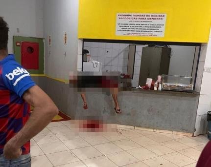 Homem de 30 anos é morto a facadas em lanchonete de ginásio no interior de MT