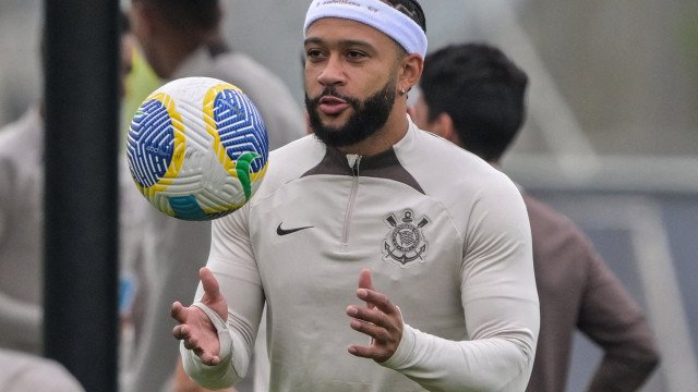 Em possível estreia de Depay, Corinthians mira arrancada em ‘decisão’ contra o Atlético-GO