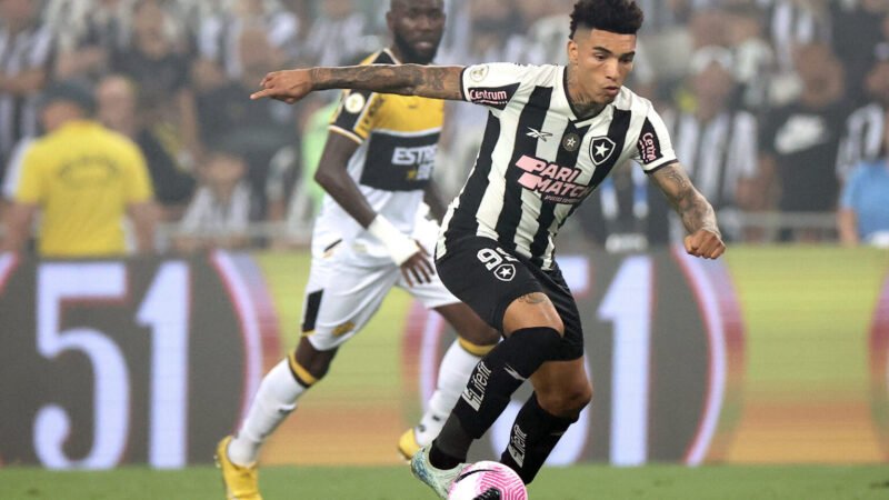 Decepcionante em campo, Botafogo fica no empate com o Criciúma no Maracanã