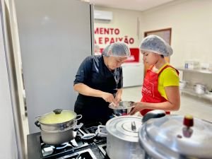 Núcleo Cozinha de Talentos oferece curso gratuito de gastronomia em Sorriso, Mato Grosso; inscrições abertas até 12 de fevereiro