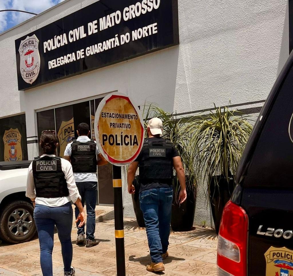 Escrivã contratada é presa suspeita de furtar armas de delegacia De Guarantã do Norte