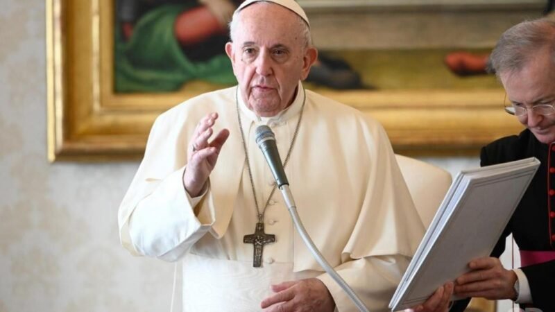 Papa Francisco morre aos 88 anos um dia após a Páscoa