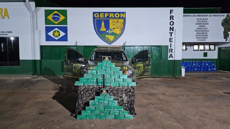Gefron apreende 101 kg de cocaína e causa prejuízo milionário ao crime