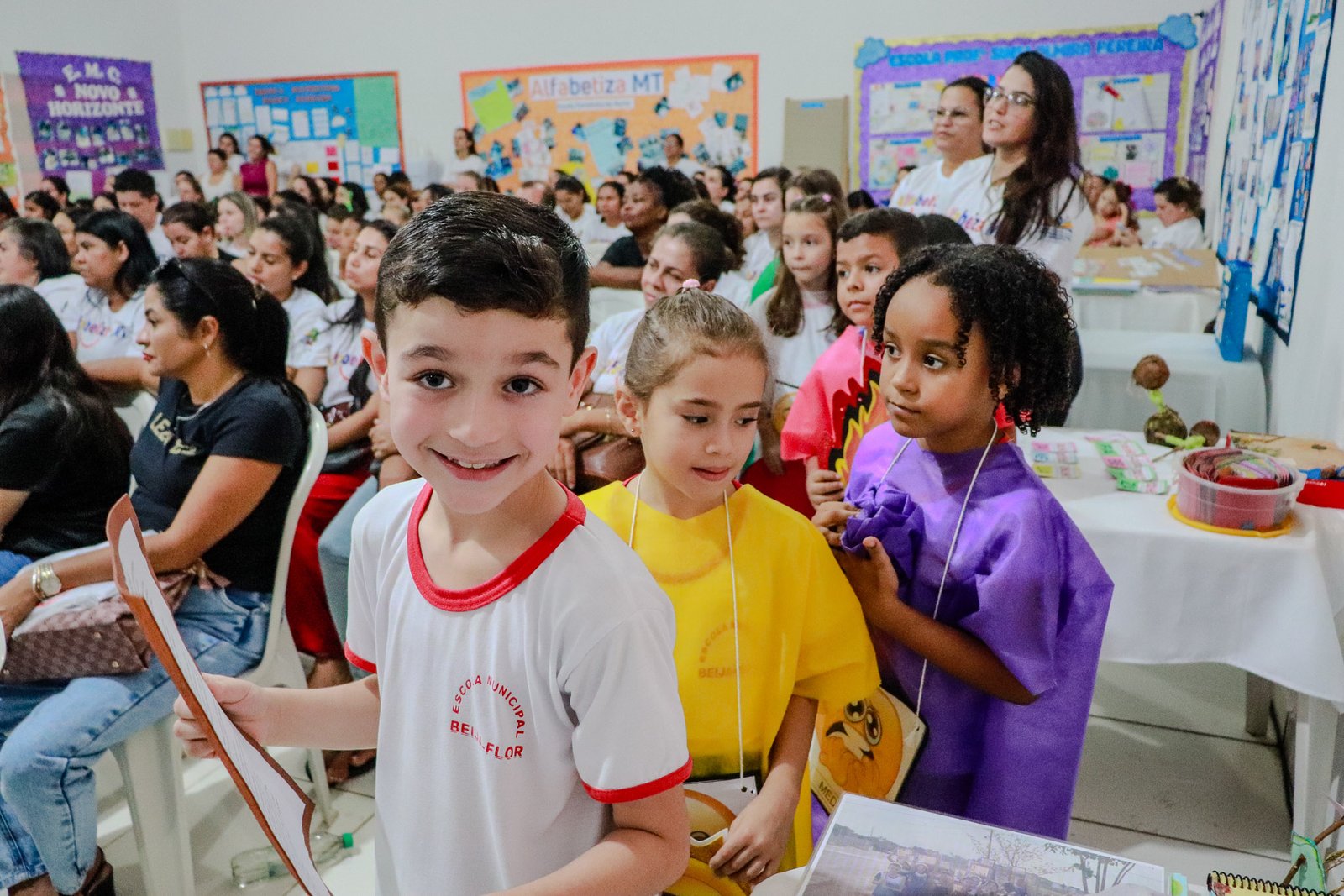 Equipe Alfabetiza MT realiza Seminário de Boas Práticas em Guarantã do Norte