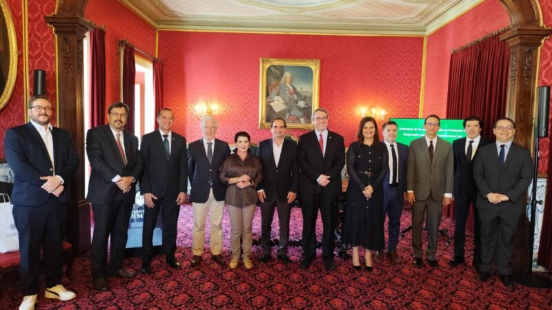 AMAM, AMB e Universidade de Coimbra assinam convênio histórico de intercâmbio jurídico-cientifico