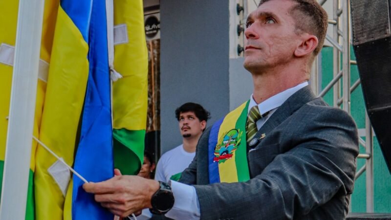 DURANTE O DESFILE CÍVICO, PREFEITO MÁRCIO GONÇALVES FEZ CRÍTICAS À CORRUPÇÃO E DEFENDEU UMA POLÍTICA VOLTADA AO BEM COMUM