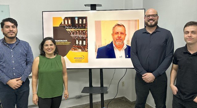 Professores da UFMT lançam documento histórico sobre instalações elétricas brasileiras
