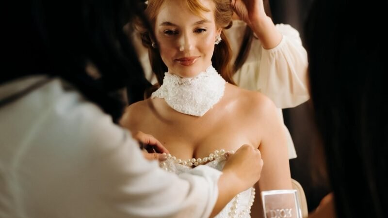 Estilista cuiabana leva vestido de noiva inédito às passarelas de Milão