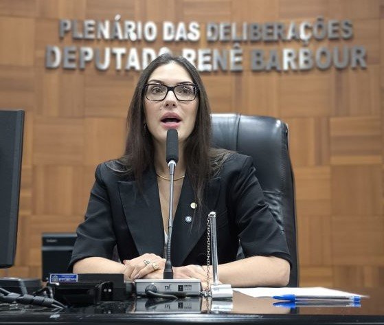 Assembleia aprova projeto de Janaina que proíbe concursos apenas para cadastro de reserva em MT