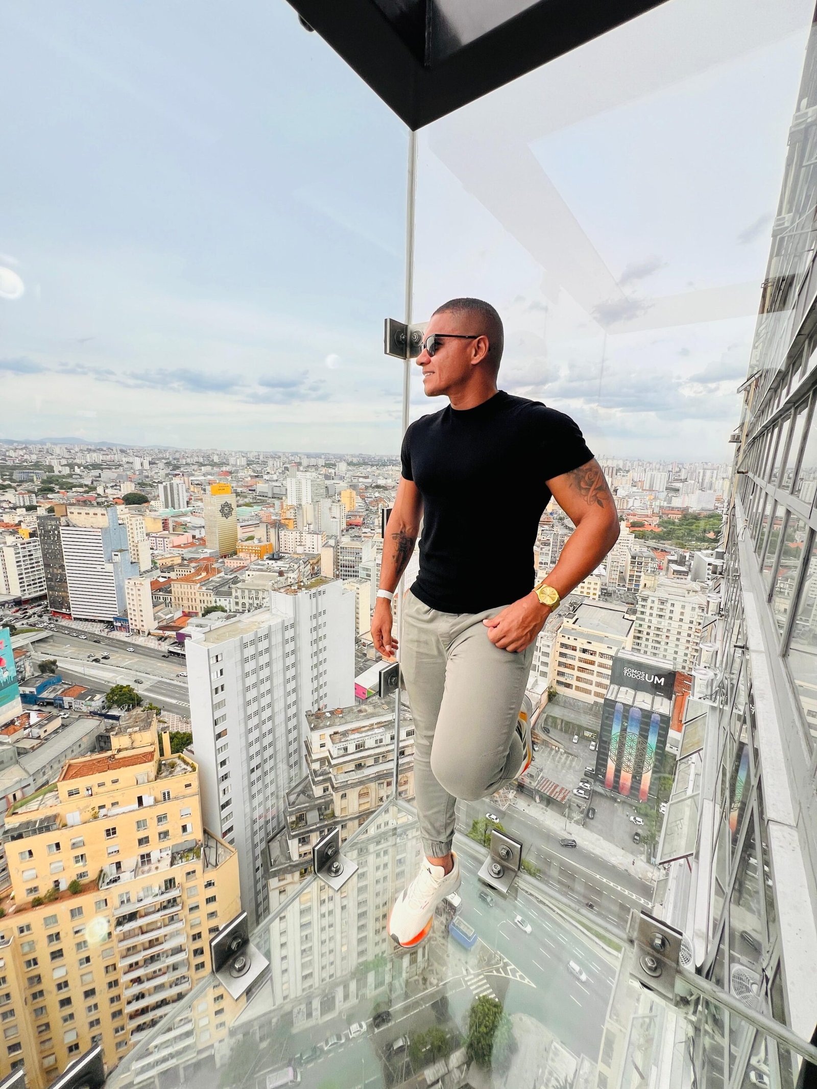 Do CLT ao CNPJ: como brasileiros transformam demissões e desafios em negócios milionários