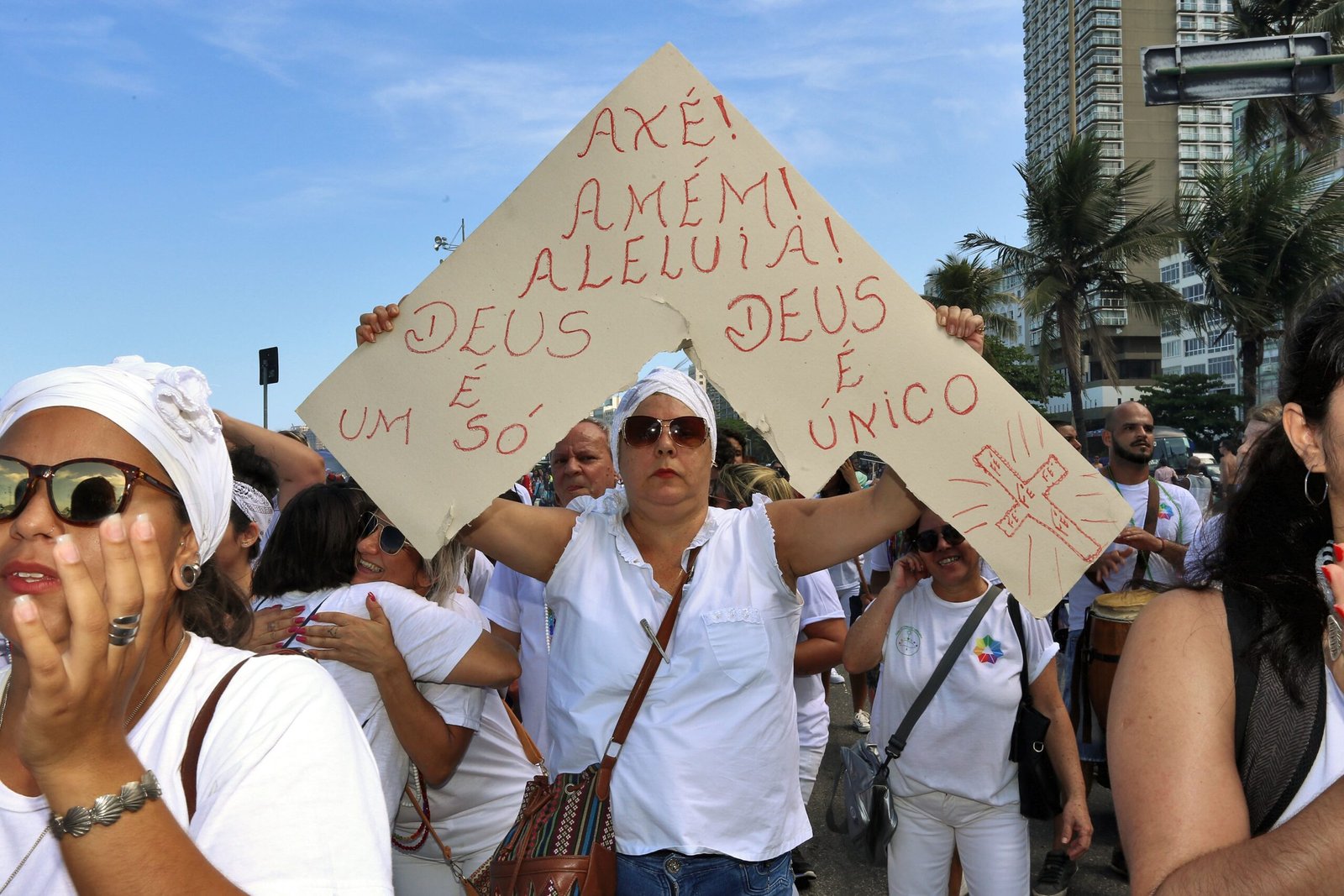 MPF converte procedimento em inquérito civil para apurar possível discriminação religiosa no Réveillon do Rio