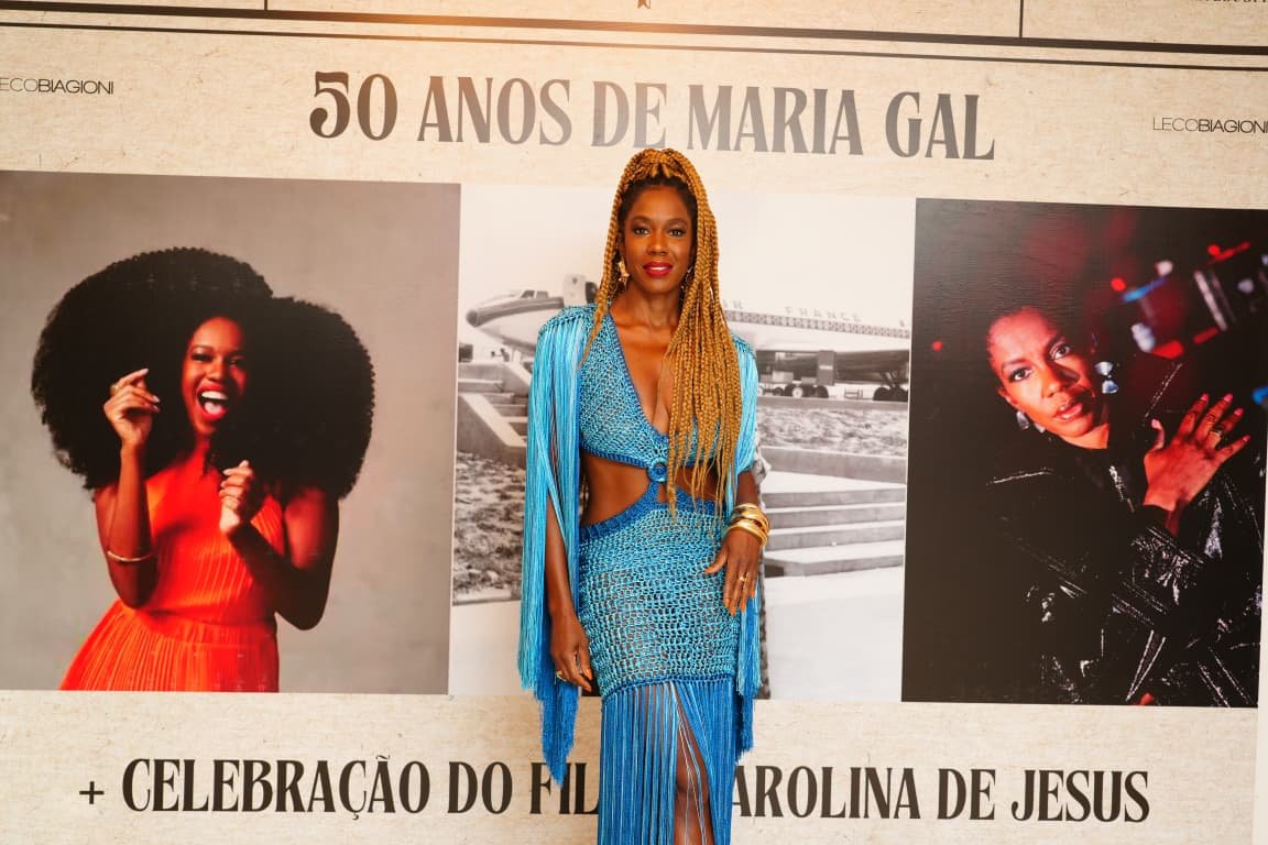 Maria Gal celebra 50 anos e comemora o filme Carolina de Jesus em noite de representatividade