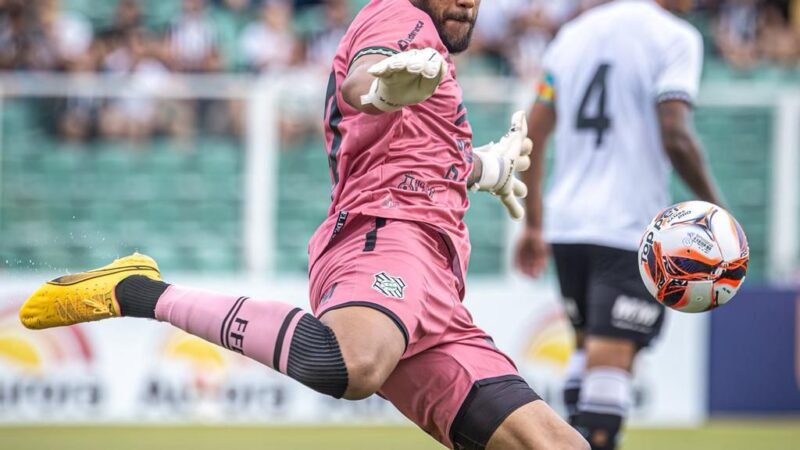 Com mais uma vitória, Igo Gabriel valoriza ‘conjunto do Figueira’ e projeta duelo com o Brusque