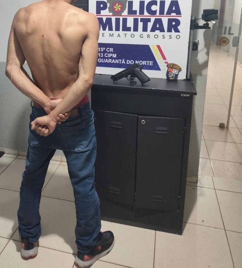 Policia Militar de Guarantã do norte prende homem com intensa ficha criminal portando simulacro de arma de fogo