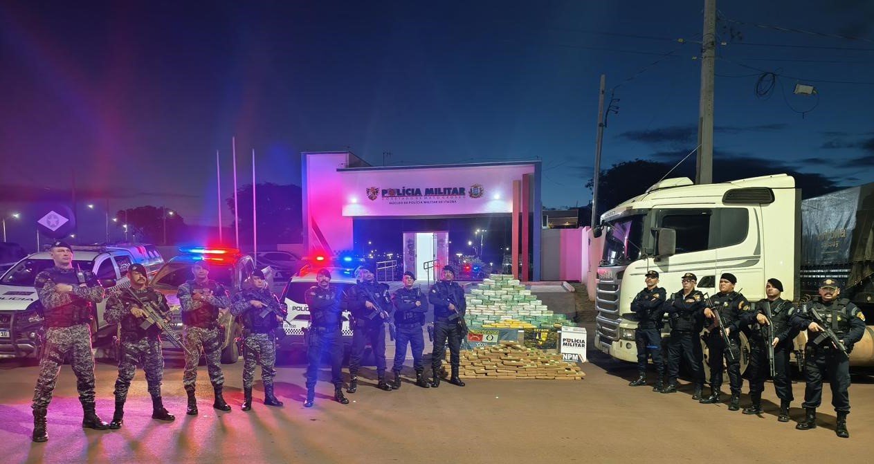 Policiais Militar do 15º Comando Regional retiram aproximadamente 400 quilos de drogas de circulação