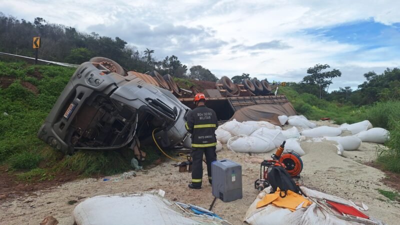 Carreta tomba na Serra do Cachimbo e motorista vem a óbito