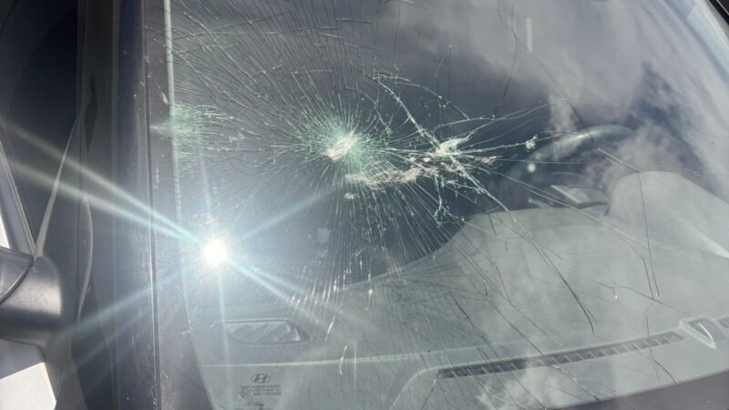 Mulher quebra viatura da Policia Militar em Peixoto de Azevedo