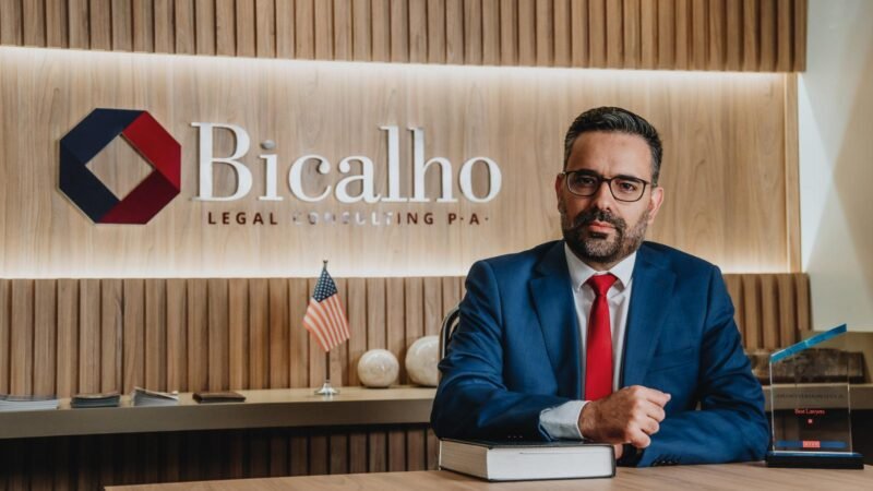 Otimismo Americano Mostra Resiliência e Reforça Atração dos EUA para Estrangeiros