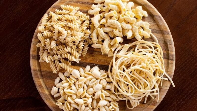 O tempo como matéria-prima: o gesto artesanal que define a cozinha do Almería Beira Lago