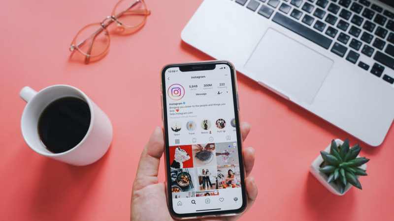 Como o Instagram virou um mini e-commerce